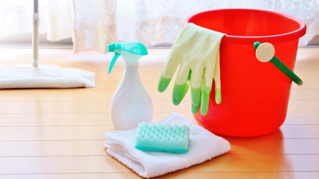 シミ抜き 壁紙 布クロスについた赤ワインのシミを落とす方法 掃除術 茂木和哉のブログ 公式