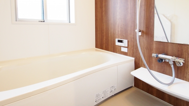 【気分が変わる】ウタマロクリーナーとシャボンの泡を使ったお風呂掃除術
